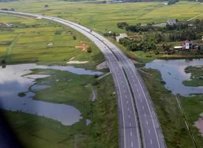 Xây dựng cao tốc nối Tuyên Quang với Nội Bài–Lào Cai ảnh 1